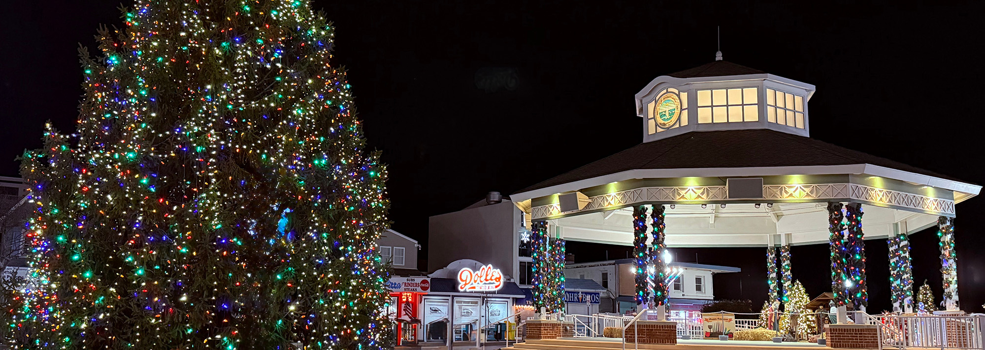 GGift Yourself Some Seaside Holiday Sparkle